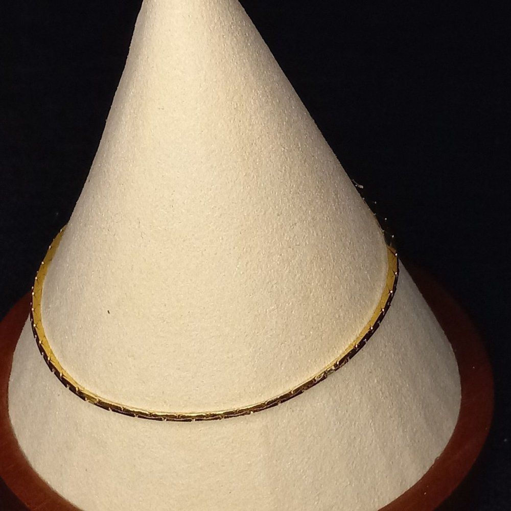 Vintage American Showcase Korea Gold Tone‎ Bracelet